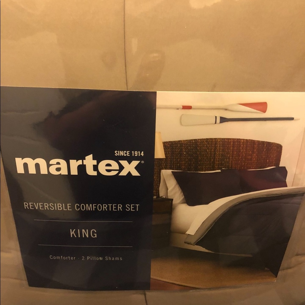 New in bag Reversible King Size Comforter